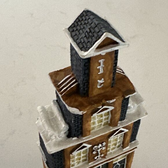 K’s Collection Figurine For Miniature Village - Picture 4 of 11